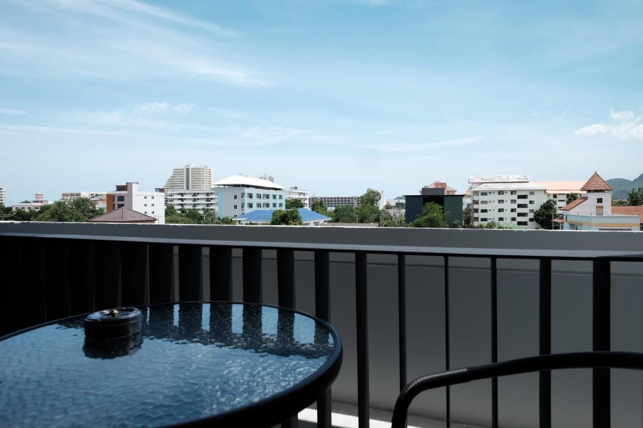 Maleesa Place Hua Hin Exterior photo