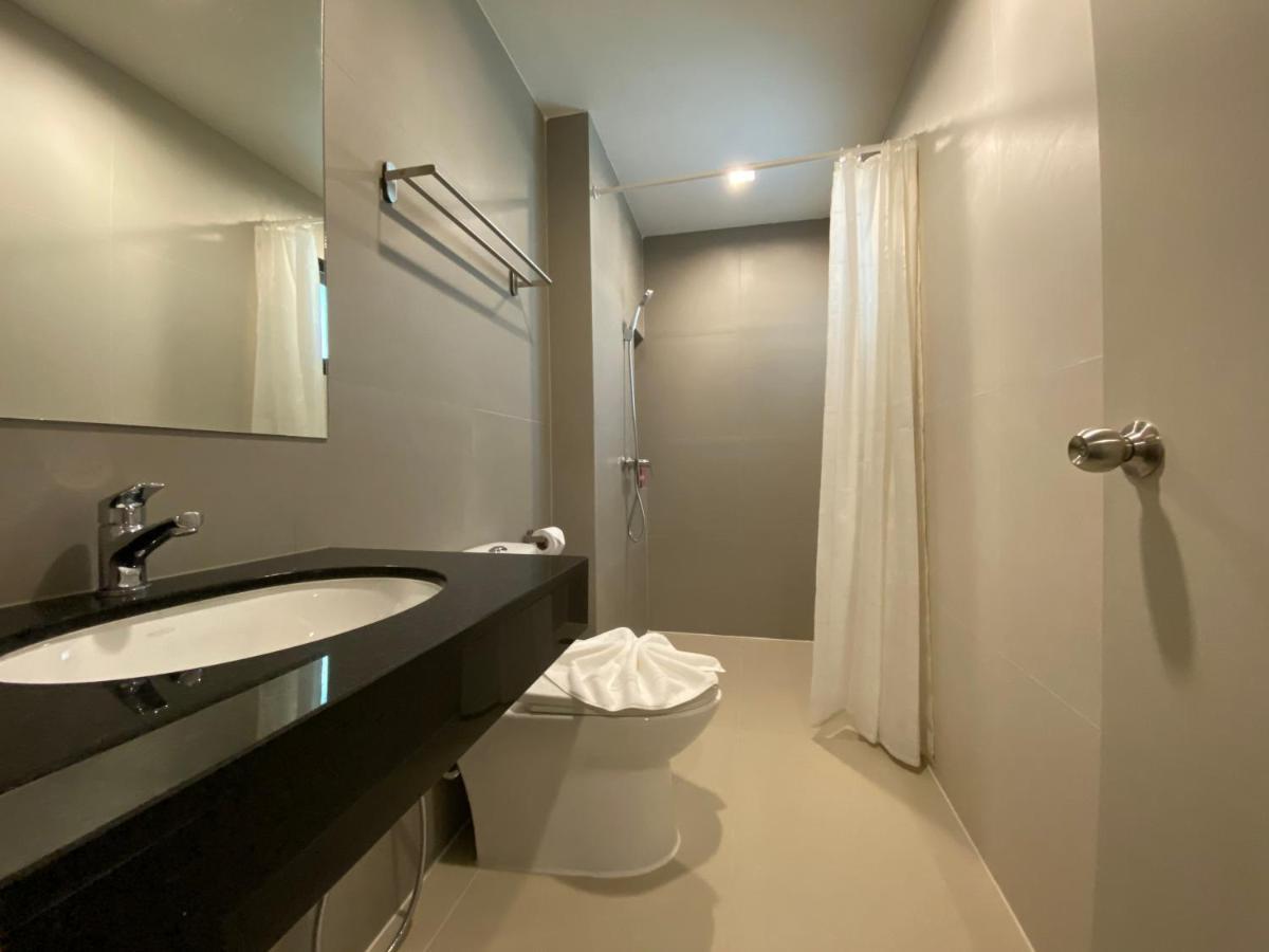 Maleesa Place Hua Hin Exterior photo